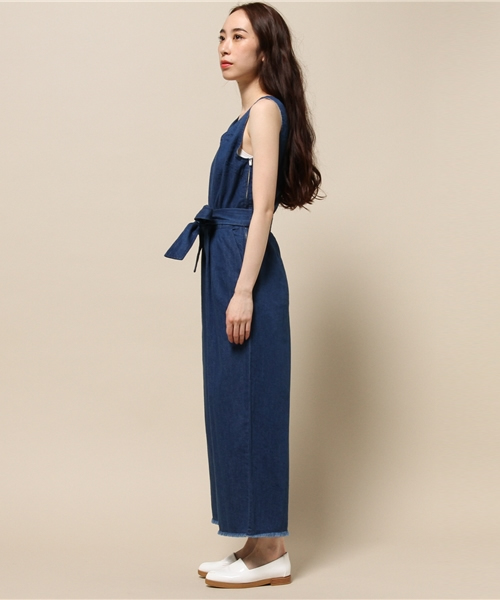 Spick & Span（スピックアンドスパン）の「FADE DENIM サロペット◆（サロペット/オーバーオール・レディース・サックスブルー/ネイビー・36/38）」の4枚目の写真