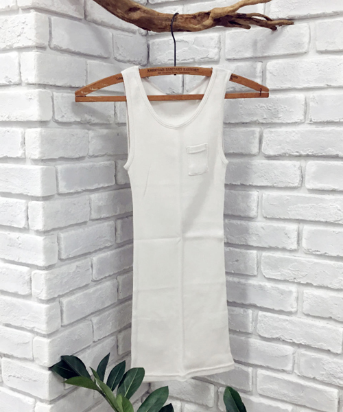 OLD BETTY'S（オールドベティーズ）の「ALOHA Cotton Rib Tank Top/コットンリブタンクトップ（タンクトップ・レディース・オフホワイト/キナリ/ベージュ/サンドベージュ/ボルドー/ネイビー/ラベンダー/アイボリー/ブラック/グレイッシュベージュ/レッド・FREE）」の8枚目の写真