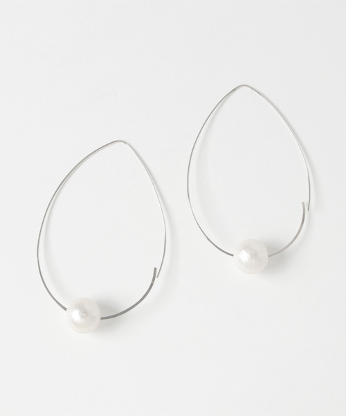 anq.(アンク)の「「anq.」コットンパール ピアス(ピアス(両耳用)・レディース・ホワイト・ONE SIZE)」の1枚目の写真