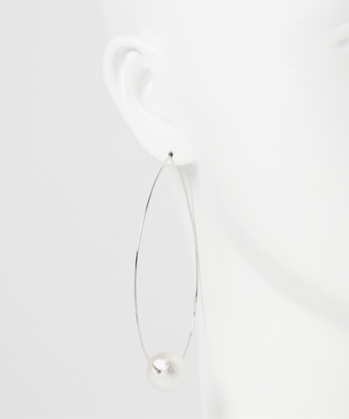 anq.(アンク)の「「anq.」コットンパール ピアス(ピアス(両耳用)・レディース・ホワイト・ONE SIZE)」の4枚目の写真