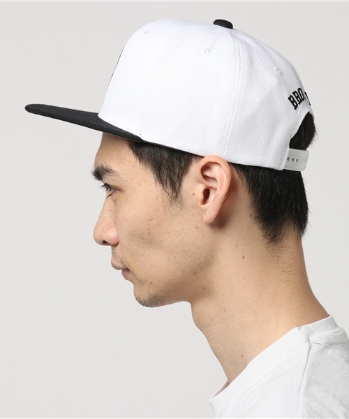 WEGO(ウィゴー)の「WEGO/NYCベースボールキャップ(キャップ・メンズ・ホワイト/ネイビー/ブラック・FREE)」の4枚目の写真