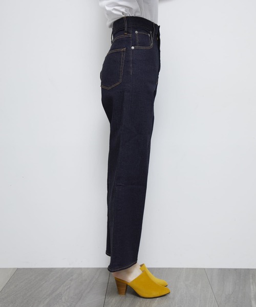 STUDIOUS（ステュディオス）の「【WEARISTA yan コラボ】デニムストレートパンツ（デニムパンツ・レディース・インディゴブルー・MEDIUM/SMALL）」の6枚目の写真