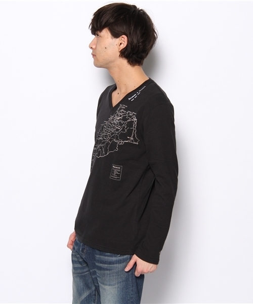 CIAOPANIC TYPY（チャオパニックティピー）の「MAPプリントVネックTee（Tシャツ/カットソー・メンズ・ホワイト/ブラック・SMALL/MEDIUM/LARGE）」の4枚目の写真