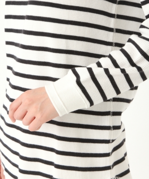 niko and...(ニコアンド)の「TCワッフルクルーネックプルオーバー(Tシャツ/カットソー・レディース・ホワイト/ブラック/グレー/オレンジ・MEDIUM/LARGE)」の8枚目の写真