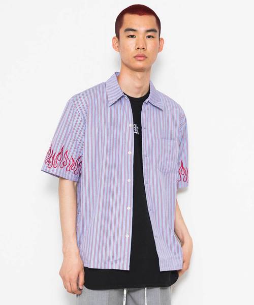 DISCOVERED(ディスカバード)の「【DISCOVERED】FIRE刺繍SHIRTS(シャツ/ブラウス・メンズ・ネイビー/レッド・2/1)」の1枚目の写真