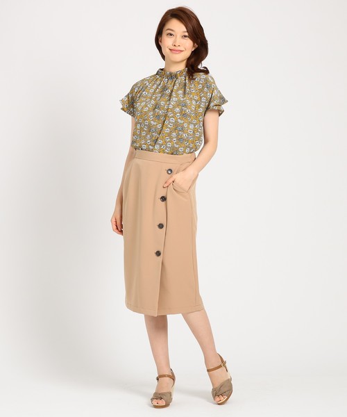 Sunauna(スーナウーナ)の「【洗える】コスモスフラワーブラウス(シャツ/ブラウス・レディース・イエロー/ライトパープル/ネイビー・38/40)」の12枚目の写真