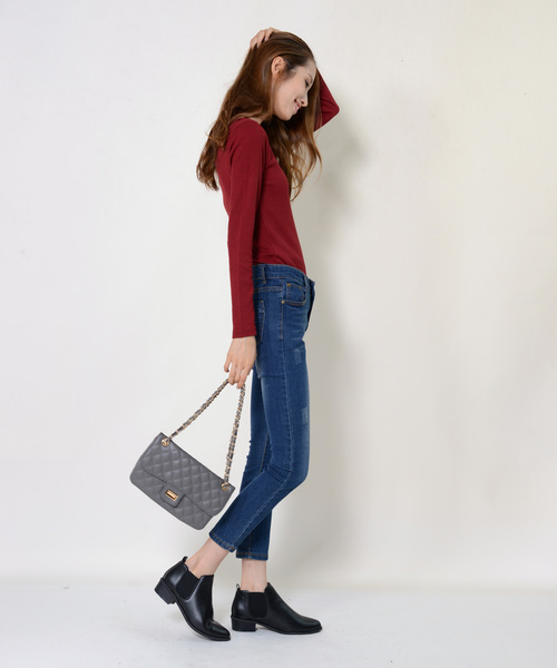 shopnikoniko(ショップニコニコ)の「キルティングバッグスリム(ショルダーバッグ・レディース・ブラック/インディゴブルー/ブラック系その他/チャコールグレー×パープル/グレイッシュベージュ・フリー)」の19枚目の写真