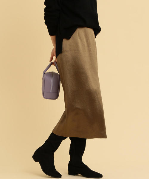 BEAUTY&YOUTH UNITED ARROWS(ビューティーアンドユースユナイテッドアローズ)の「BY サテンタイトスカート ◆(スカート・レディース・オリーブ/ネイビー/ダークブラウン・LARGE/MEDIUM/SMALL)」の2枚目の写真