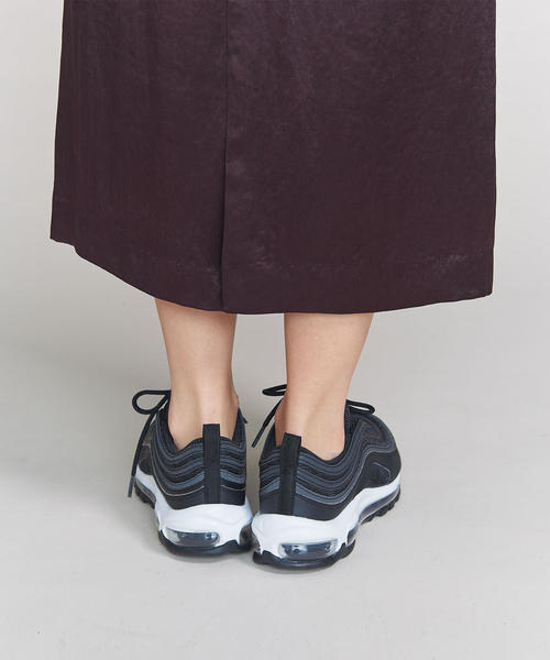 BEAUTY&YOUTH UNITED ARROWS(ビューティーアンドユースユナイテッドアローズ)の「BY サテンタイトスカート ◆(スカート・レディース・オリーブ/ネイビー/ダークブラウン・LARGE/MEDIUM/SMALL)」の12枚目の写真