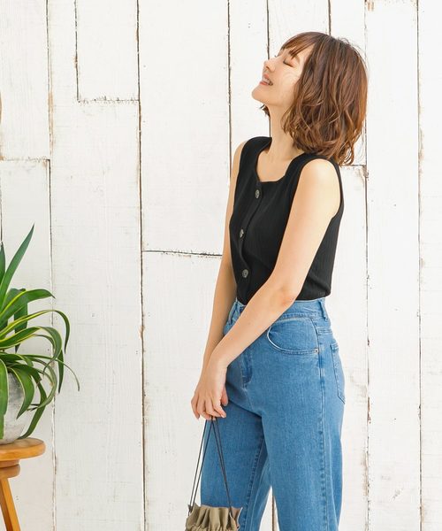 KOBE LETTUCE（コウベレタス）の「ボタン付きスクエアネックリブサマーニットタンクトップ（タンクトップ・レディース・ブラック/ピンク/モカ・FREE）」の12枚目の写真