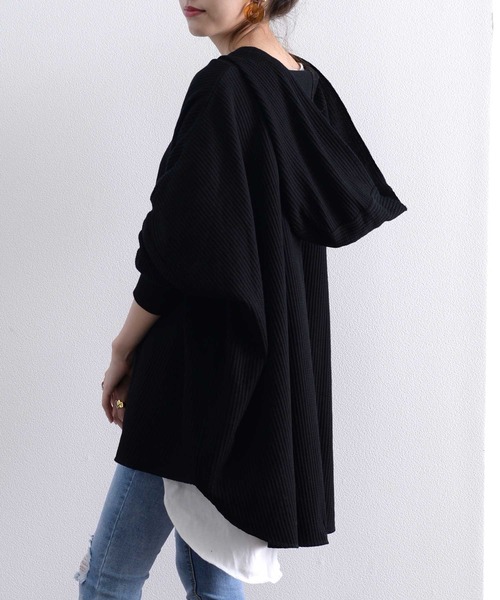 classicalelf(クラシカルエルフ)の「ロング丈ワッフルサーマルプルオーバーパーカーカットソー(長袖)(パーカー・レディース・ホワイト/ブラック/ベージュ/ブラウン・MEDIUM/X-LARGE)」の12枚目の写真