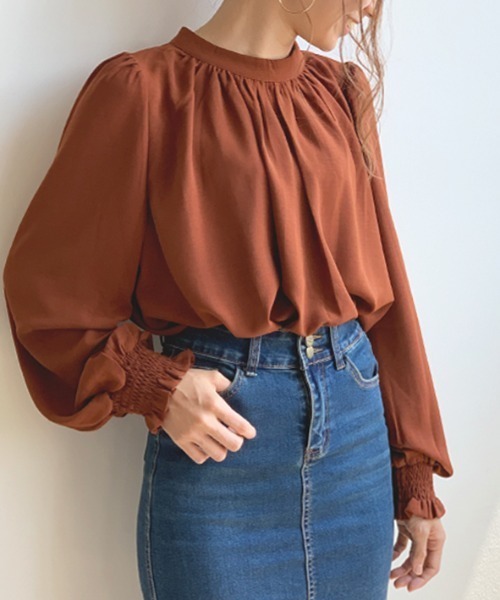 Futier land（フューティアランド）の「【オケージョン対応】EASY CARE上質生地改良オフィスデイリーの大人ブラウス。ハイネックバルーンスリーブブラウス（シャツ/ブラウス・レディース・ブラック/ブラウン/モカ/アイボリー/パープル/グリーン/ワインレッド/ラベンダー/ベージュ系その他/テラコッタ/ライトブラウン/ネイビー/ライトグレー/ブラック系その他/ホワイト系その他/グレイッシュブルー/ブラウン系その他/スモーキーグリーン系・FREE/X-LARGE/LARGE）」の6枚目の写真