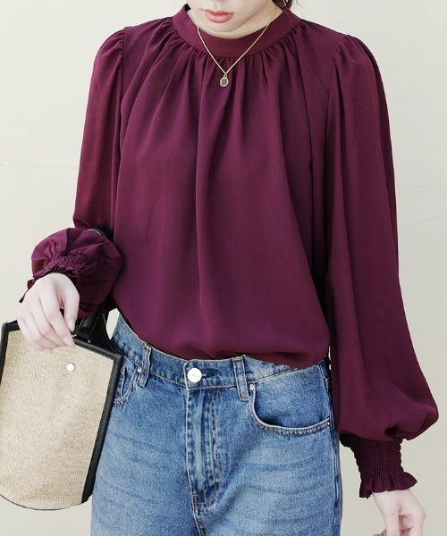 Futier land（フューティアランド）の「【オケージョン対応】EASY CARE上質生地改良オフィスデイリーの大人ブラウス。ハイネックバルーンスリーブブラウス（シャツ/ブラウス・レディース・ブラック/ブラウン/モカ/アイボリー/パープル/グリーン/ワインレッド/ラベンダー/ベージュ系その他/テラコッタ/ライトブラウン/ネイビー/ライトグレー/ブラック系その他/ホワイト系その他/グレイッシュブルー/ブラウン系その他/スモーキーグリーン系・FREE/X-LARGE/LARGE）」の18枚目の写真