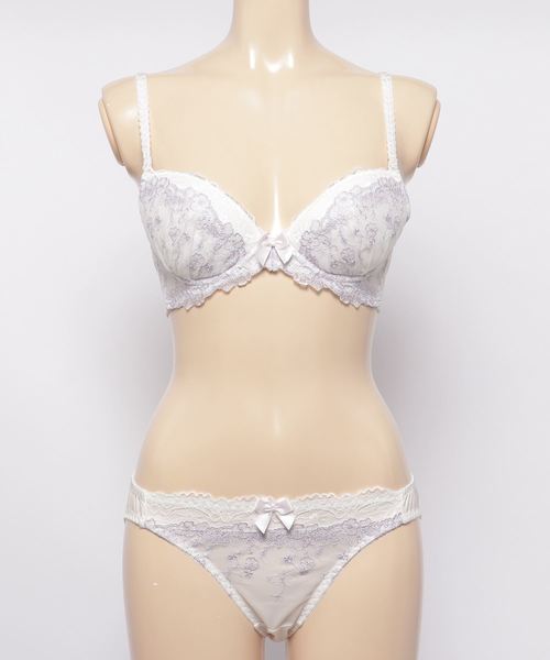 Absorle(アブソール)の「フェミニンガーデン ブラ&ショーツセット(ブラ&ショーツ)」|アイボリー