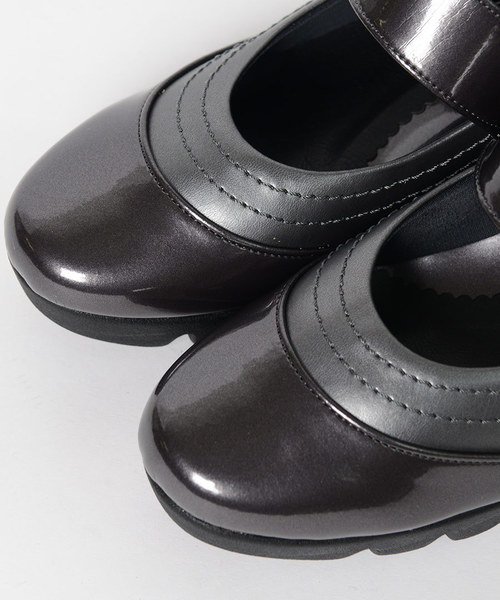 shopnikoniko（ショップニコニコ）の「日本製シングルベルトウェッジソールパンプス（パンプス・レディース・グレー/ダークブラウン/ブラック・24.5/23/24/22/22.5/23.5）」の8枚目の写真