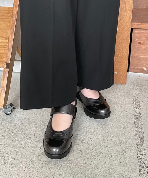 shopnikoniko（ショップニコニコ）の「日本製シングルベルトウェッジソールパンプス（パンプス・レディース・グレー/ダークブラウン/ブラック・24.5/23/24/22/22.5/23.5）」の19枚目の写真