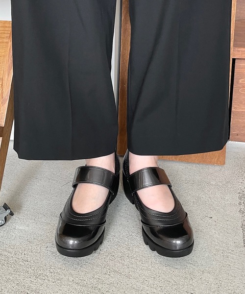 shopnikoniko（ショップニコニコ）の「日本製シングルベルトウェッジソールパンプス（パンプス・レディース・グレー/ダークブラウン/ブラック・24.5/23/24/22/22.5/23.5）」の20枚目の写真