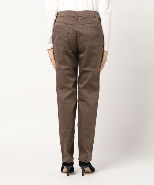 BELLUNA(ベルーナ)の「伸び伸びストレッチカラーパンツ股下74cm(その他パンツ・レディース・ブラック/グリーン/モカ/ブルー系その他/ライトイエロー/ワイン・MEDIUM/LARGE/X-LARGE/XX-LARGE/XXX-LARGE/XXXX-LARGE)」の8枚目の写真