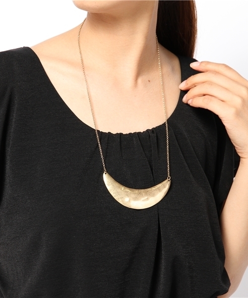 mystic（ミスティック）の「三日月ネックレス（ネックレス・レディース・ゴールド・ﾌﾘ-）」の5枚目の写真