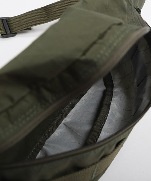 MAKAVELIC(マキャベリック)の「SEPARATE WAIST POUCH BAG(ボディバッグ/ウエストポーチ・メンズ・ブラック/グリーン・FREE)」の5枚目の写真