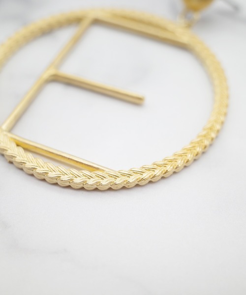 ATELIER COVA（アトリエコバ）の「【ATELIER COVA/アトリエコバ】イニシャルサークルピアス　シングル（ピアス（片耳用）・レディース・A/E/K/M/N/R/S/Y・FREE）」の14枚目の写真