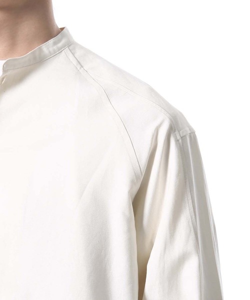 ADAM ET ROPE'（アダムエロペ）の「【AKAI】プレミアムシルクリネン バンドカラーシャツ/ビッグシルエット（シャツ/ブラウス・メンズ・ホワイト系その他・L/M）」の9枚目の写真