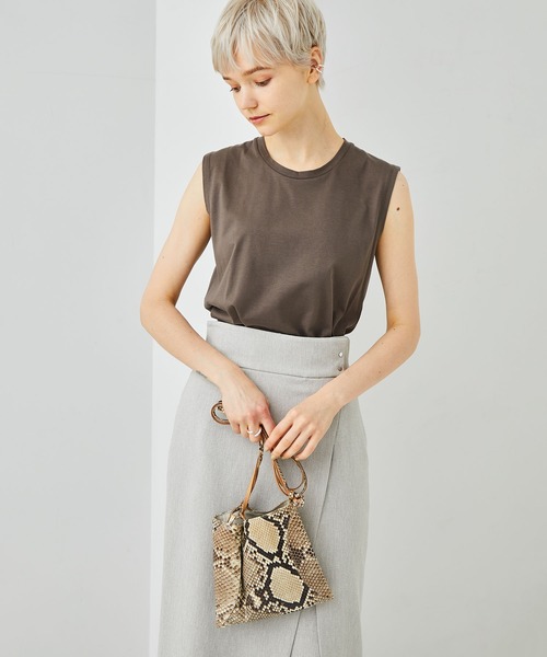 STUDIOUS（ステュディオス）の「【STUDIOUS】プレミアムシルクコットンノースリーブTシャツ（Tシャツ/カットソー・レディース・ホワイト/ブラック/ピンク/ブルー/ブラウン・FREE）」の4枚目の写真