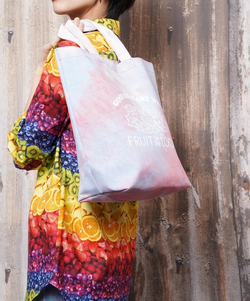 FRUIT OF THE LOOM(フルーツオブザルーム)の「FRUIT OF THE LOOM UNEVEN DYE TOTE(GL)(トートバッグ・レディース・オレンジ/グリーン/ブルー・FREE)」の12枚目の写真