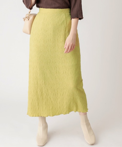 natural couture(ナチュラルクチュール)の「ぽこぽこIラインスカート(スカート・レディース・ブラック/ベージュ/オフホワイト/ライム・FREE)」の4枚目の写真