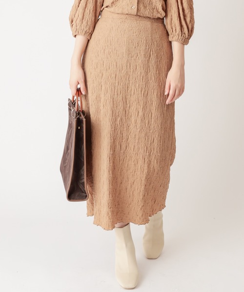 natural couture(ナチュラルクチュール)の「ぽこぽこIラインスカート(スカート・レディース・ブラック/ベージュ/オフホワイト/ライム・FREE)」の22枚目の写真