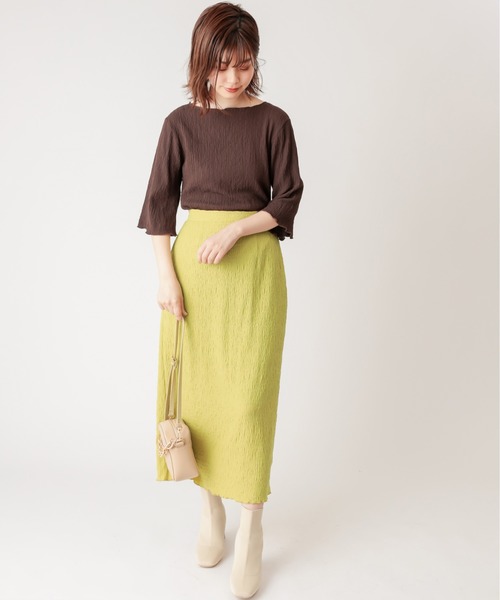 natural couture(ナチュラルクチュール)の「ぽこぽこIラインスカート(スカート・レディース・ブラック/ベージュ/オフホワイト/ライム・FREE)」の13枚目の写真