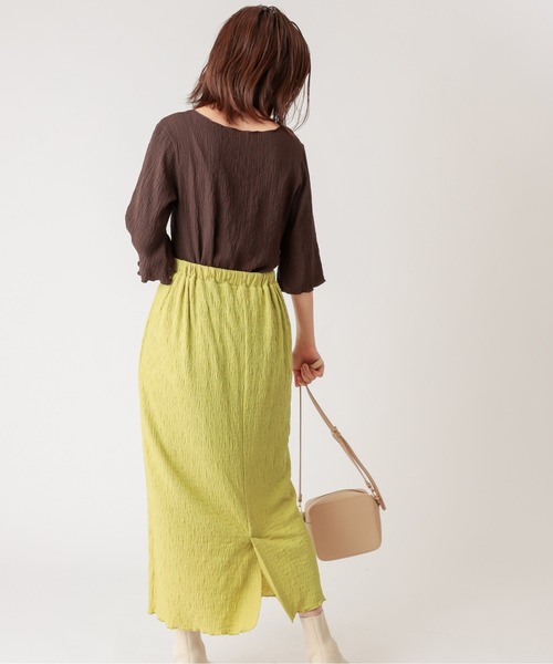 natural couture(ナチュラルクチュール)の「ぽこぽこIラインスカート(スカート・レディース・ブラック/ベージュ/オフホワイト/ライム・FREE)」の15枚目の写真