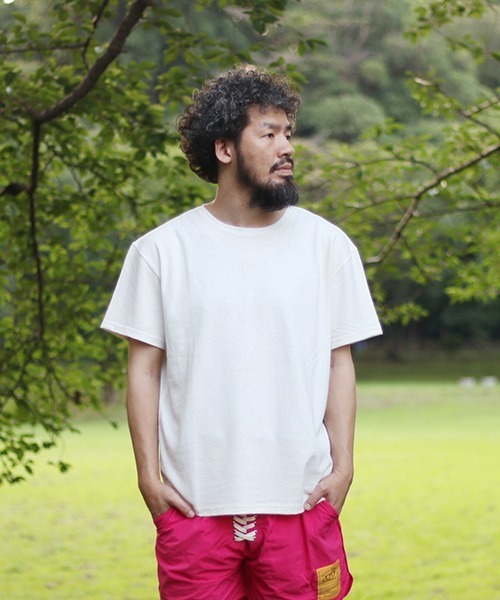 NATAL DESIGN（ネイタルデザイン）の「【ネイタルデザイン】CREW NECK HEMP TEE HEAVY 3 / クルーネックヘンプティーヘヴィ 3（Tシャツ/カットソー・メンズ・オフホワイト/ダークオリーブ/ピンク系その他2/ブルー系その他/ベージュ系その他2/ホワイト/ブルー系その他2/ブラック/ブルー系その他3・MEDIUM/X-LARGE/XXX-LARGE/LARGE/SMALL/XX-LARGE）」の3枚目の写真