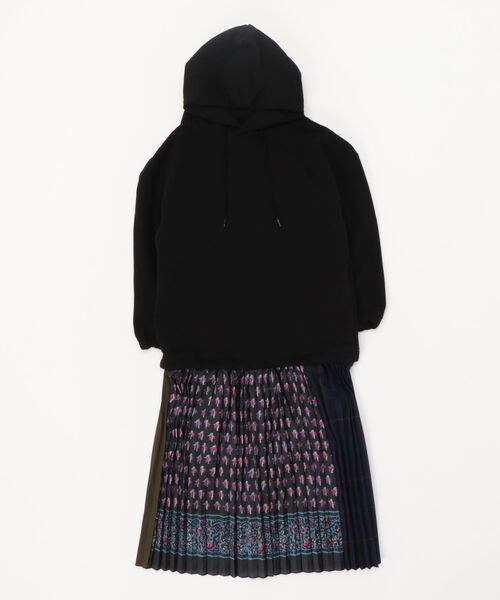 Go To Hollywood ゴートゥーハリウッド の フワフワ裏起毛 コトシハ ドコイク ワンピース ワンピース Wear