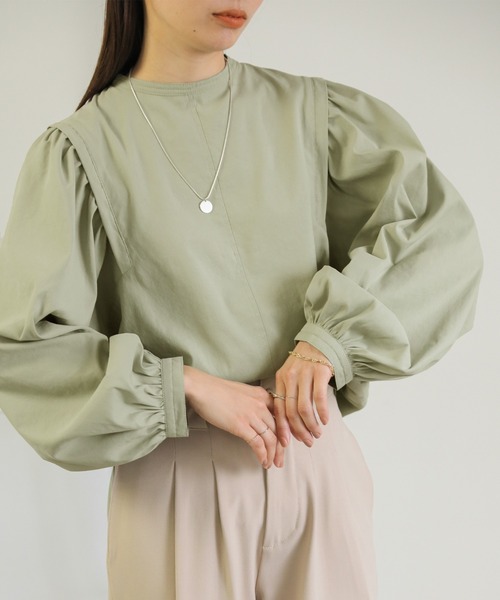 select MOCA(セレクトモカ)の「ノーカラ―ボリューム切替ブラウス(シャツ/ブラウス・レディース・ブラック/オフホワイト/ライトパープル/カーキ/ライトベージュ・FREE)」の17枚目の写真