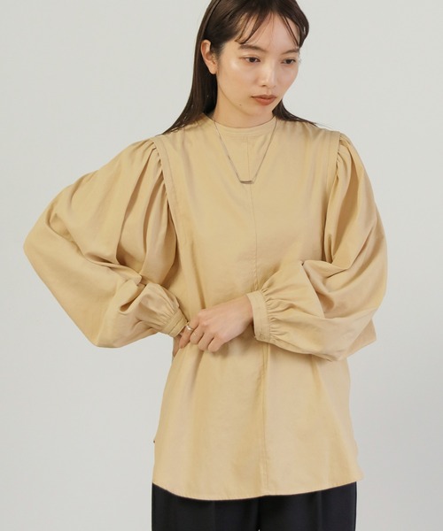 select MOCA(セレクトモカ)の「ノーカラ―ボリューム切替ブラウス(シャツ/ブラウス・レディース・ブラック/オフホワイト/ライトパープル/カーキ/ライトベージュ・FREE)」の22枚目の写真