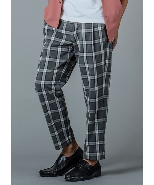 REGIEVO(レジエボ)の「REGIEVO シックなチェックパンツ ツータックストレッチ(その他パンツ・メンズ・グレー/グレー系その他/ブラック/ブラック系その他・M/L/S)」の4枚目の写真