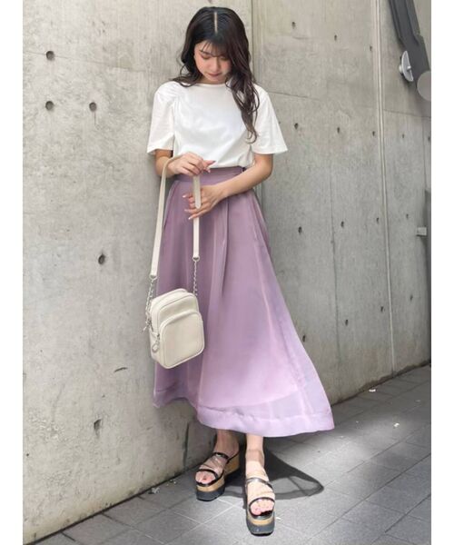 MURUA（ムルーア）の「ROSE Tシャツ（Tシャツ/カットソー・レディース・ホワイト/グレー・FREE）」の9枚目の写真