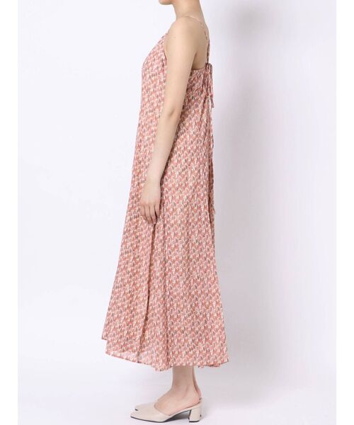 MERCURYDUO（マーキュリーデュオ）の「ジオメトリックロングキャミワンピース（ワンピース・レディース・グリーン/オレンジ・FREE）」の10枚目の写真