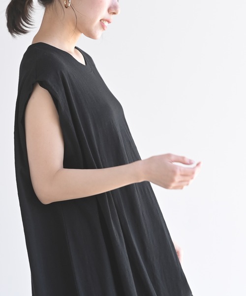 rps(アールピーエス)の「タックフレンチスリーブマキシワンピース(ワンピース・レディース・チャコールグレー/ブラック/モカ・M)」の13枚目の写真