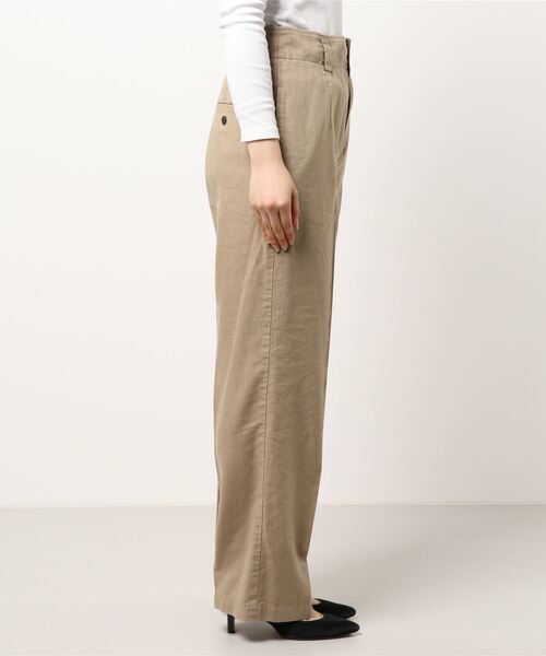 COOMB（クーム）の「リネン混ストレートパンツ（その他パンツ・レディース・ベージュ・40(L)）」の2枚目の写真