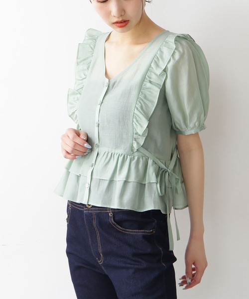 FREE'S MART（フリーズマート）の「◆前後2Wayシアー肩フリル半袖ブラウス（シャツ/ブラウス・レディース・ブラック/ホワイト/グリーン/イエロー・FREE）」の3枚目の写真