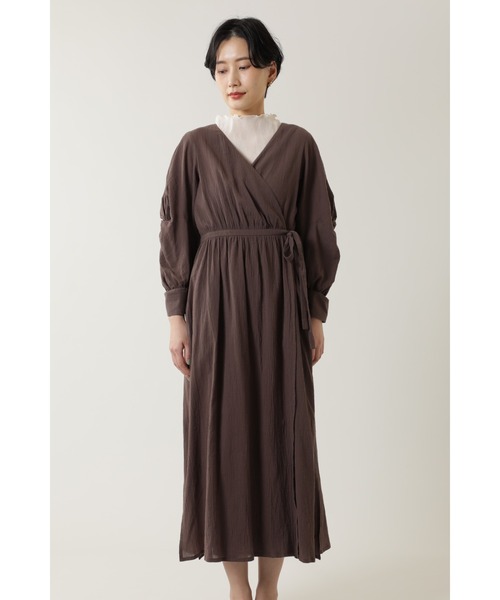 ROSE BUD(ローズバッド)の「カシュクールガウン(ノーカラーコート・レディース・ベージュ/ブラウン・FREE)」の9枚目の写真