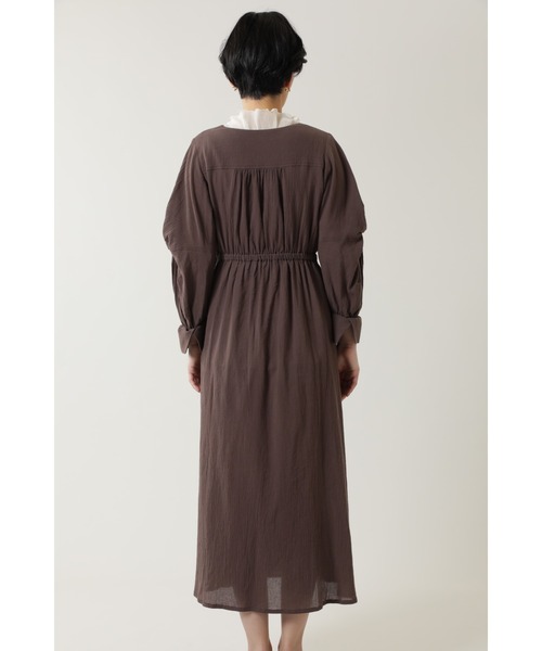 ROSE BUD(ローズバッド)の「カシュクールガウン(ノーカラーコート・レディース・ベージュ/ブラウン・FREE)」の11枚目の写真