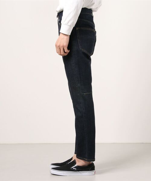n(n) BY NUMBER (N)INE（エヌエヌバイナンバーナイン）の「TAPERED STRETCH DENIM JEANS(WASHED)（デニムパンツ・メンズ・ブルー・2/4/3）」の7枚目の写真