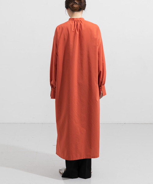 URBAN RESEARCH（アーバンリサーチ）の「チャイナ釦マキシワンピース（ワンピース・レディース・ブラック/オレンジ・FREE）」の12枚目の写真
