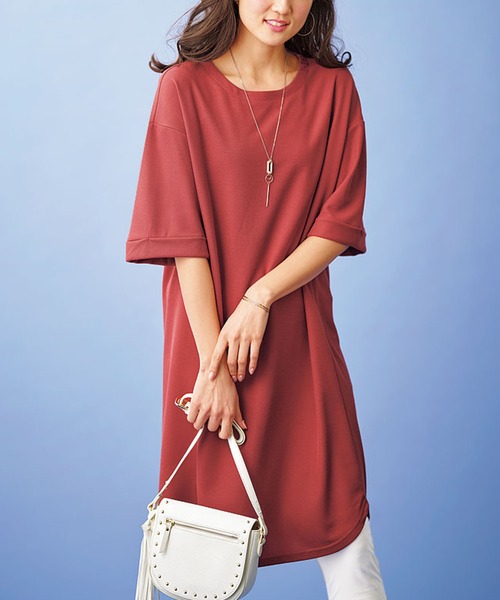 BELLUNA PLUS（ベルーナ）の「かのこ素材切替デザインワンピース（ワンピース・レディース・ブラック/ベージュ/カーキ/ターコイズブルー/レンガ・MEDIUM/LARGE/X-LARGE）」の5枚目の写真