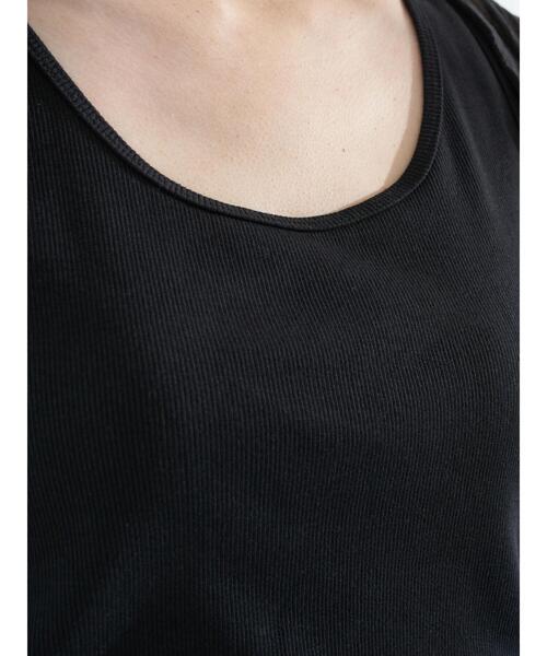 earth music&ecology(アースミュージックアンドエコロジー)の「バッククロスタンクトップ *(タンクトップ・レディース・アイボリー/ブラック/ライトベージュ/モカ・S/M)」の12枚目の写真