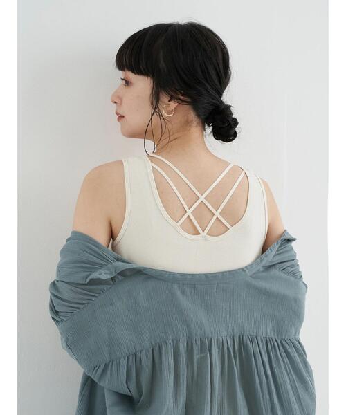 earth music&ecology(アースミュージックアンドエコロジー)の「バッククロスタンクトップ *(タンクトップ・レディース・アイボリー/ブラック/ライトベージュ/モカ・S/M)」の16枚目の写真