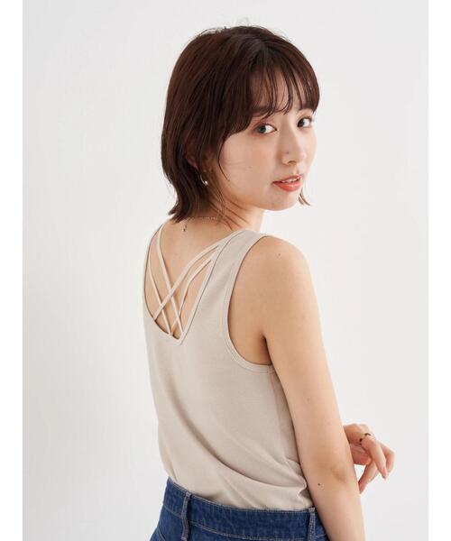 earth music&ecology(アースミュージックアンドエコロジー)の「バッククロスタンクトップ *(タンクトップ・レディース・アイボリー/ブラック/ライトベージュ/モカ・S/M)」の22枚目の写真